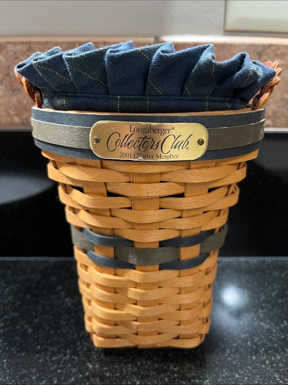 Longaberger Collectors Club Charter Member 2011 Renewal Basket